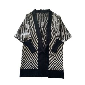 Emery Rose Women’s‎ S Geometric Black White Longline Batwing Cardigan